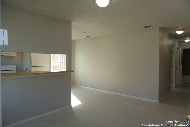 Listing photo id 3 for Address Not Provided
