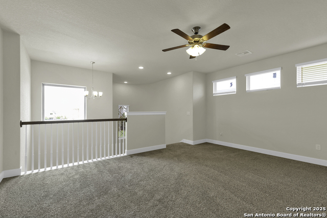 Image 13 of 21 For 945 Foxbrook