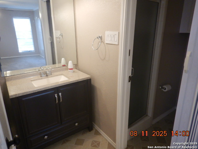 Image 6 of 15 For 4402 Grantilly St