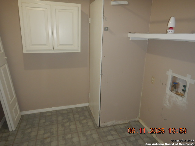 Image 7 of 15 For 4402 Grantilly St