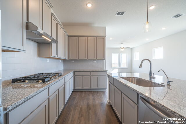 Image 13 of 32 For 10280 Bartenheim Dr