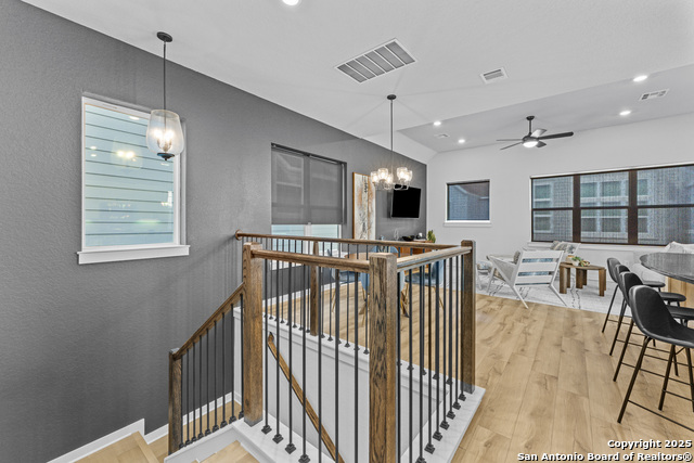 Image 13 of 35 For 5843 Whitby Rd Unit 6