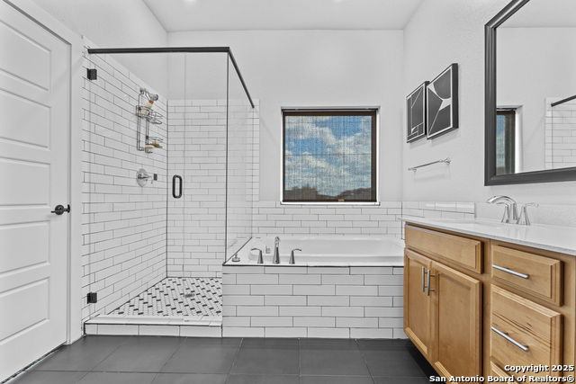 Image 33 of 35 For 5843 Whitby Rd Unit 6