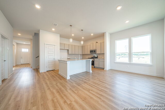 Image 10 of 30 For 10286 Bartenheim Dr.