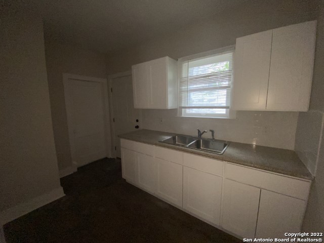 Image 6 of 9 For 2328 Commerce E