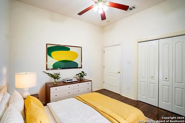 Listing photo id 16 for 6750 Circle Oak