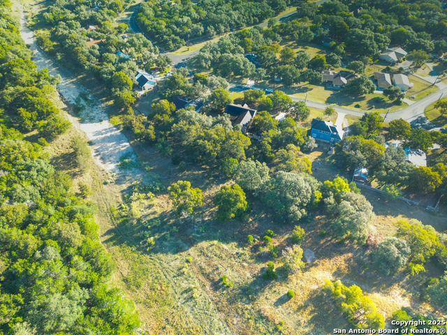 Listing photo id 36 for 6750 Circle Oak