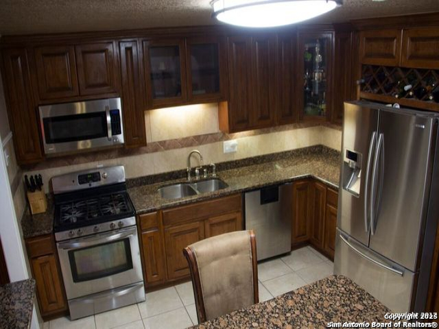 Image 10 of 34 For 1247 Mally Blvd W