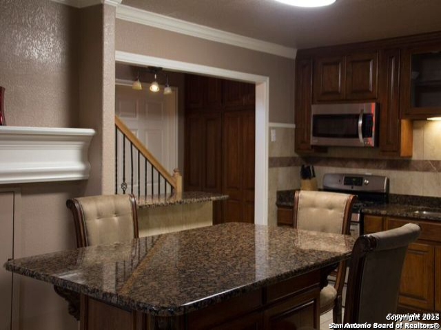 Image 13 of 34 For 1247 Mally Blvd W