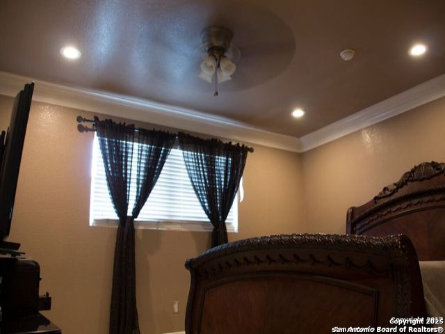 Image 16 of 34 For 1247 Mally Blvd W