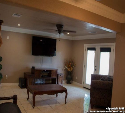 Image 6 of 34 For 1247 Mally Blvd W