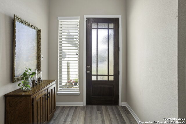 Image 4 of 27 For 1129 Cadogan Squire