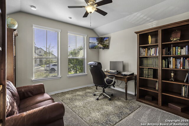 Image 5 of 27 For 1129 Cadogan Squire