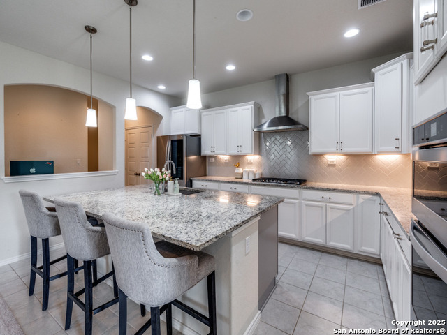 Image 12 of 24 For 9000 Curling Post