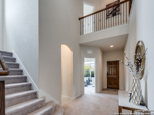 Image 4 of 24 For 9000 Curling Post