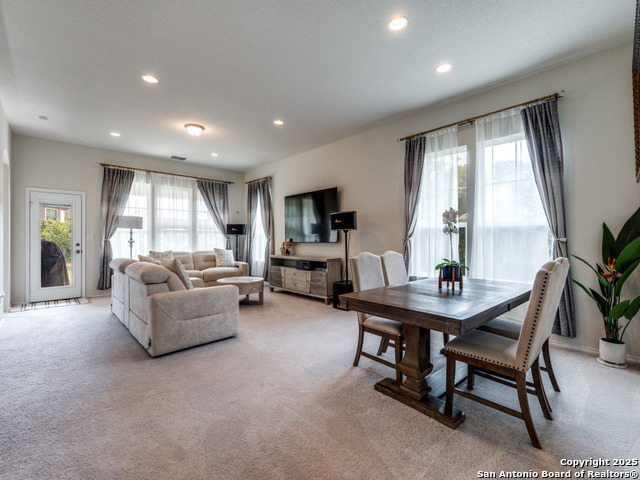 Image 7 of 24 For 9000 Curling Post