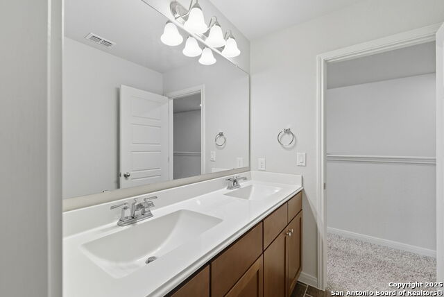 Listing photo id 31 for 14914 Sirius