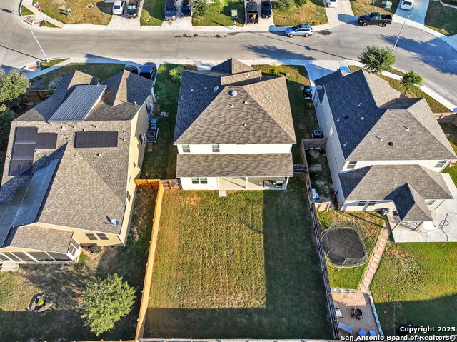 Listing photo id 45 for 14914 Sirius