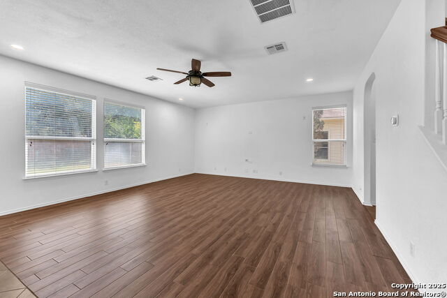 Listing photo id 11 for 21634 Seminole Oaks