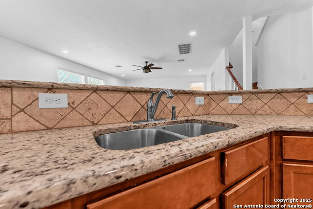 Listing photo id 15 for 21634 Seminole Oaks