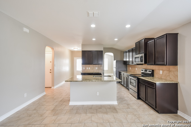 Image 7 of 15 For 4035 Salado  