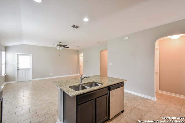 Image 8 of 15 For 4035 Salado  