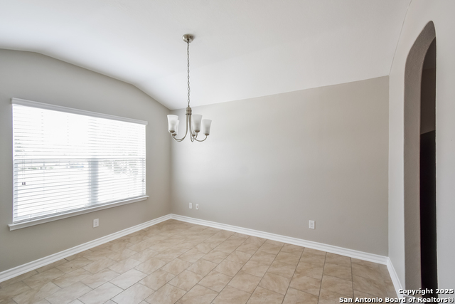 Image 9 of 15 For 4035 Salado  
