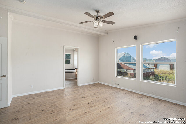 Image 16 of 37 For 5128 Ditto Road W