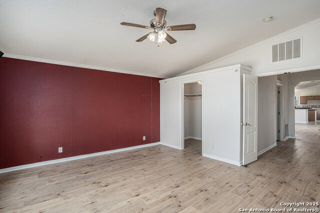 Image 17 of 37 For 5128 Ditto Road W