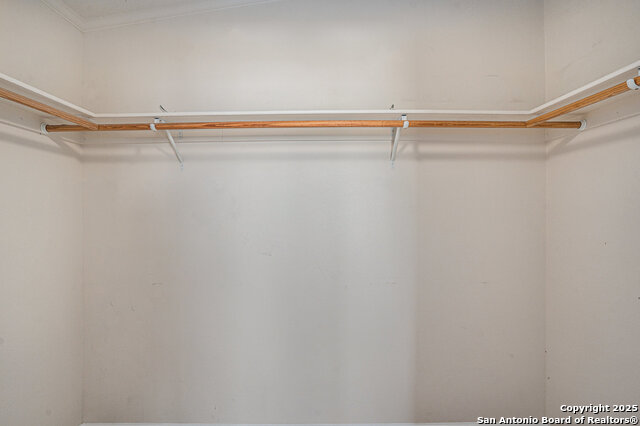 Image 20 of 37 For 5128 Ditto Road W