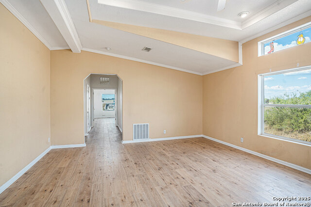 Image 7 of 37 For 5128 Ditto Road W