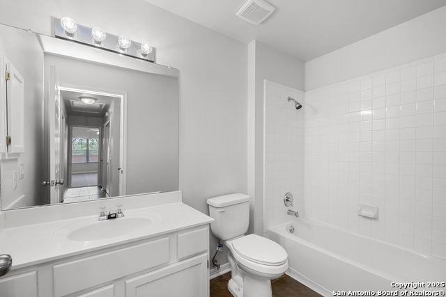 Image 38 of 56 For 10426 Mustang