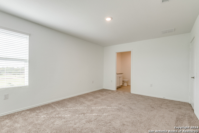 Image 15 of 28 For 13206 Dutra