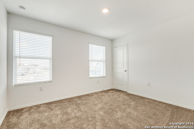 Image 20 of 28 For 13206 Dutra