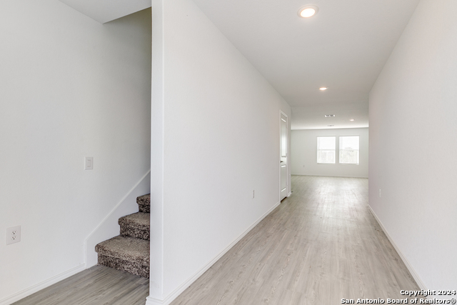 Image 3 of 28 For 13206 Dutra