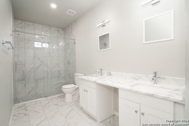 Image 15 of 33 For 3723 Commercial