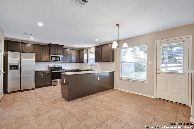 Image 10 of 28 For 11911 Cheney