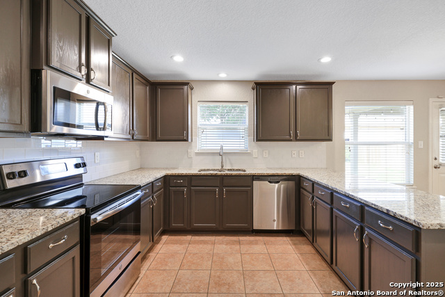 Image 12 of 28 For 11911 Cheney