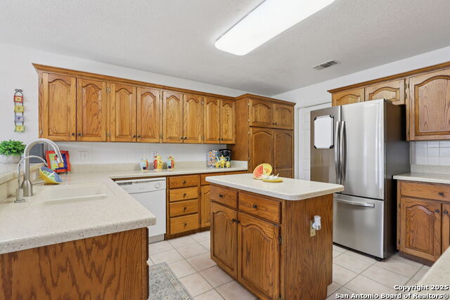 Listing photo id 10 for 110 High Sierra