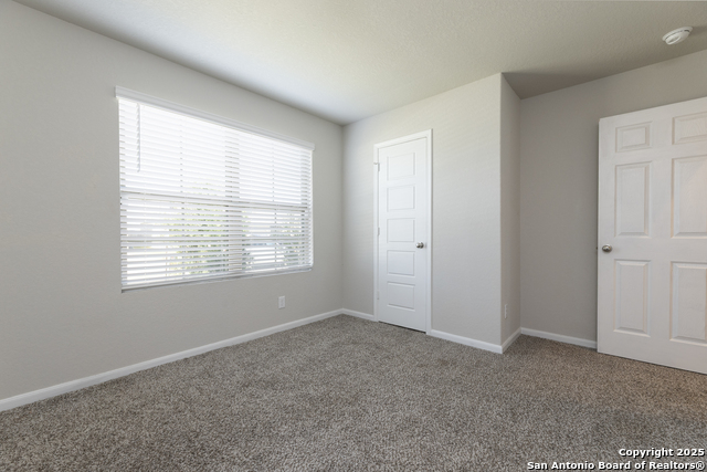 Image 20 of 29 For 765 Stonemanor Bay