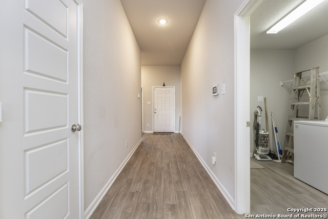 Image 22 of 29 For 765 Stonemanor Bay