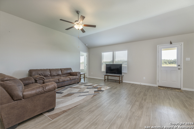 Image 8 of 29 For 765 Stonemanor Bay