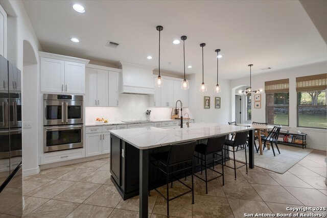 Image 11 of 33 For 7418 Stonewall Hill