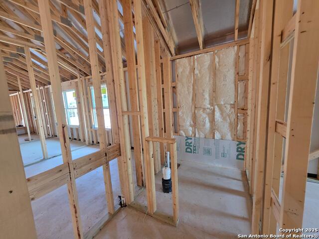 Listing photo id 21 for 12918 Horseback Pl