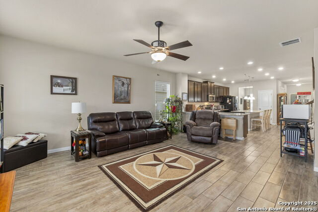 Image 15 of 38 For 10343 Rosalina