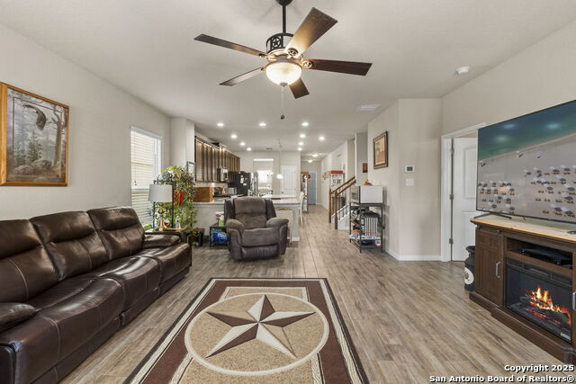 Image 16 of 38 For 10343 Rosalina