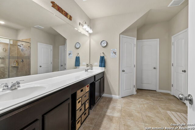 Image 21 of 38 For 10343 Rosalina