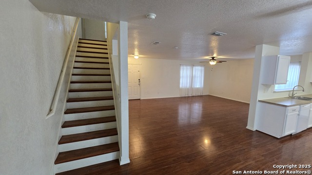 Listing photo id 32 for 111 Spruce Breeze