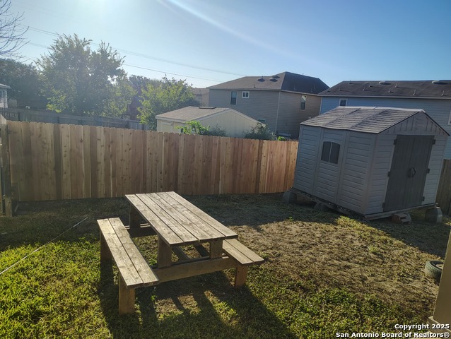 Listing photo id 36 for 111 Spruce Breeze