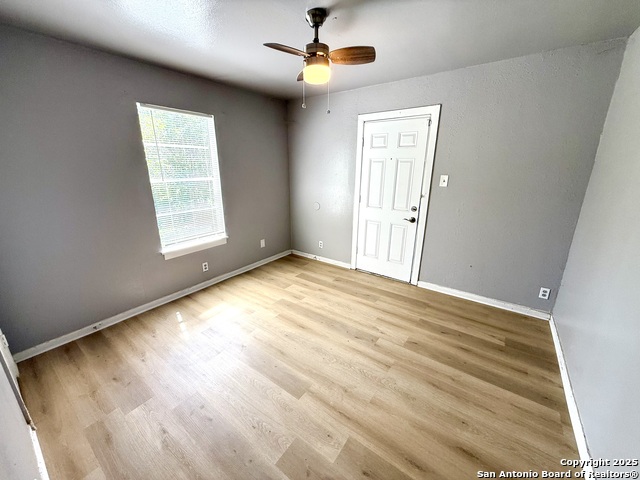 Image 11 of 29 For 1834 Center St